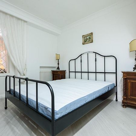 Palazzo Dello Spagnolo Suite Νάπολη Εξωτερικό φωτογραφία