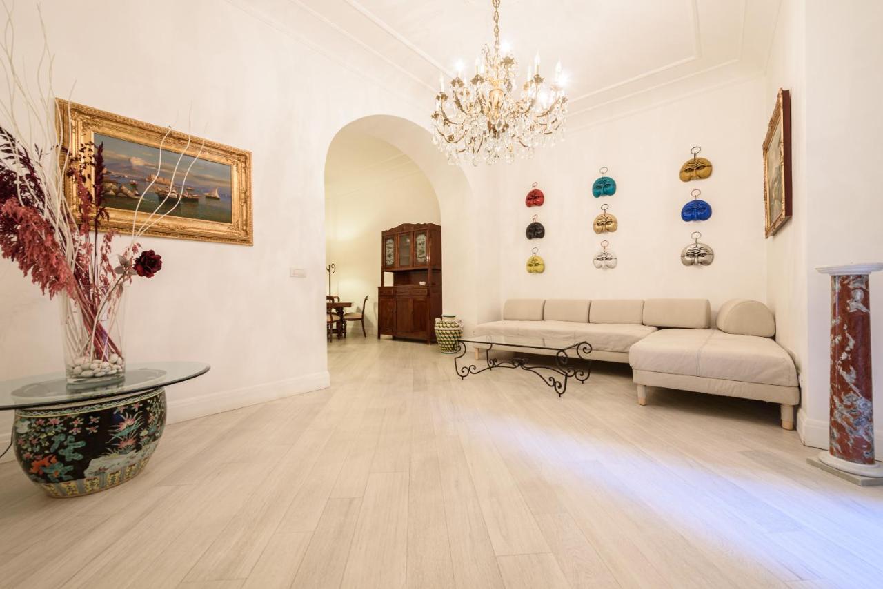 Palazzo Dello Spagnolo Suite Νάπολη Εξωτερικό φωτογραφία