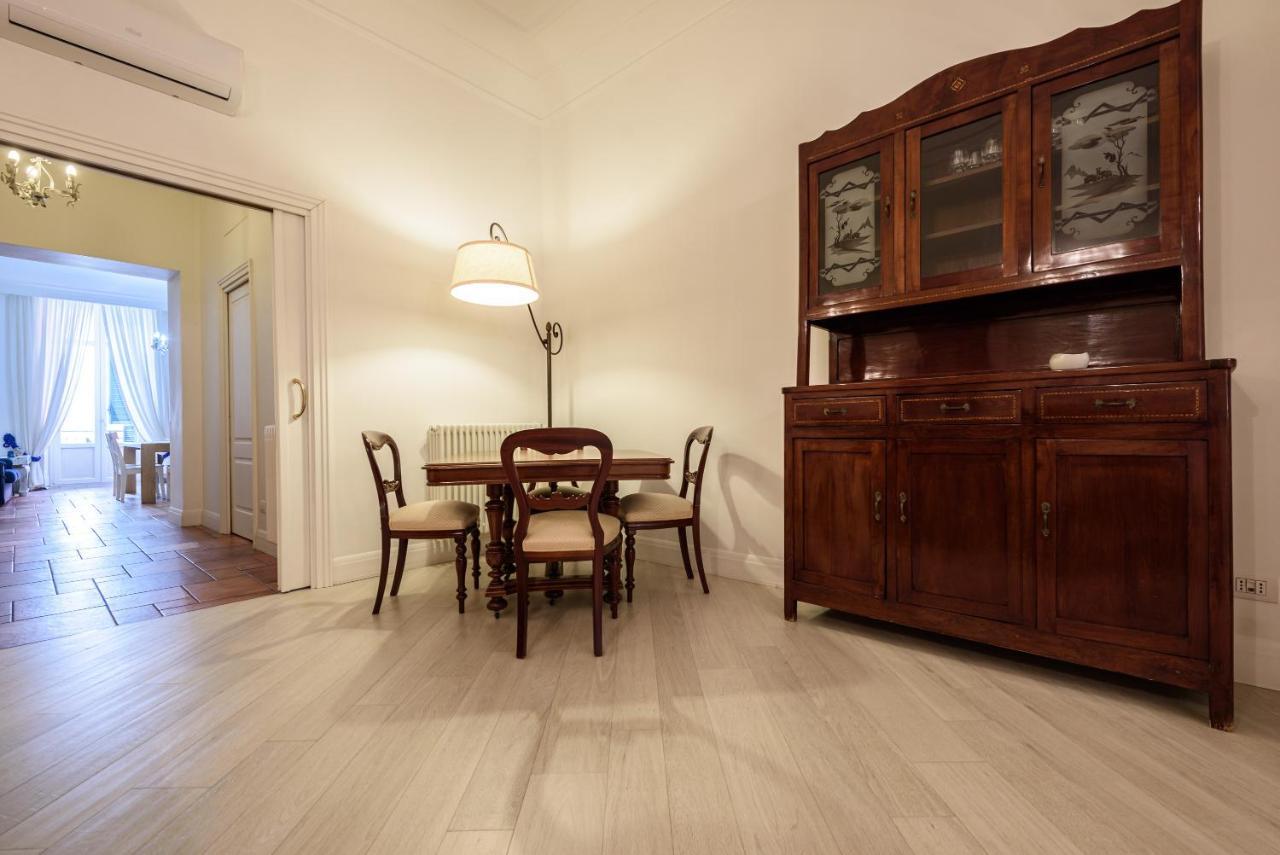 Palazzo Dello Spagnolo Suite Νάπολη Εξωτερικό φωτογραφία