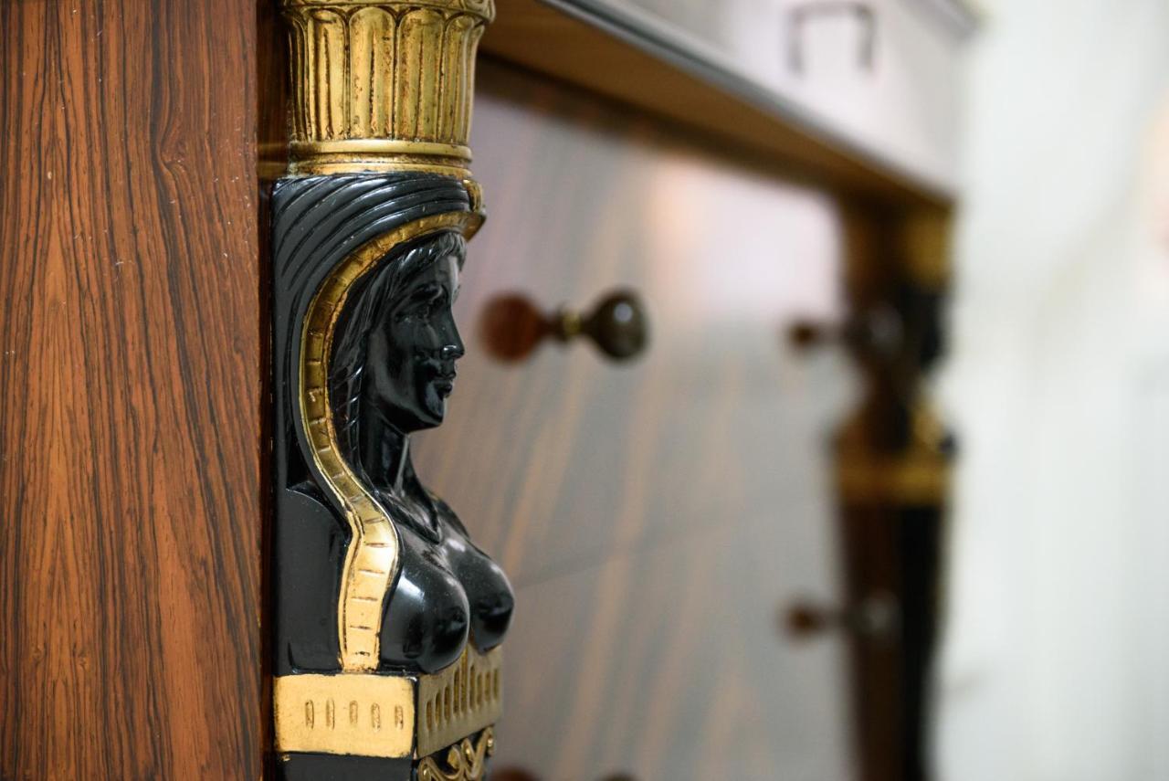 Palazzo Dello Spagnolo Suite Νάπολη Εξωτερικό φωτογραφία